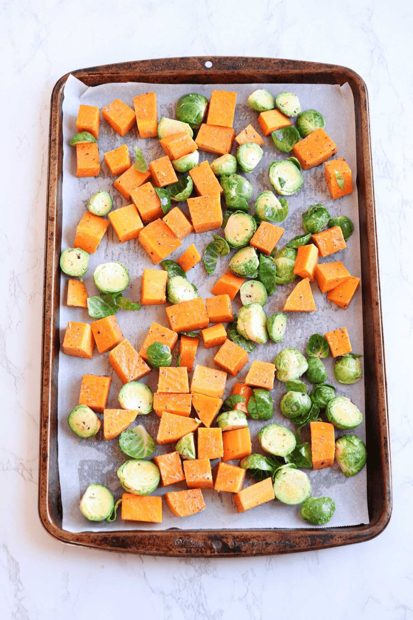apple sausage butternut squash brussel sprouts sheet pan dinner.