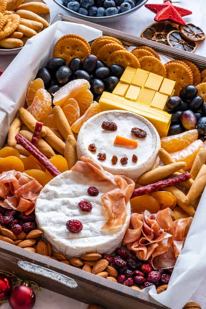 snowman charcuterie board.